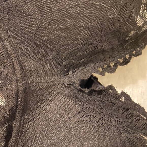 #VICTORIA SECRET PINK# LARGE SPORT LACEY BRAS#❤️❤️ - Picture 4 of 6